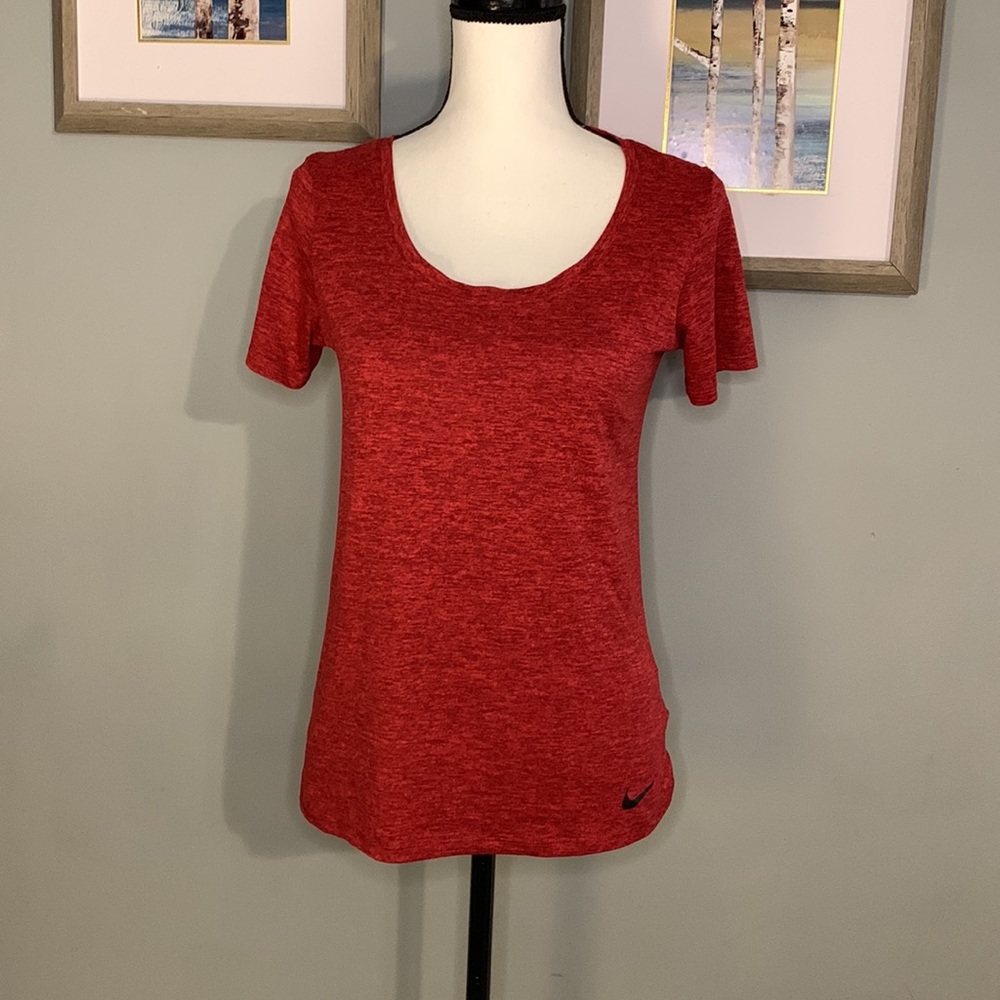 Nike T-shirt